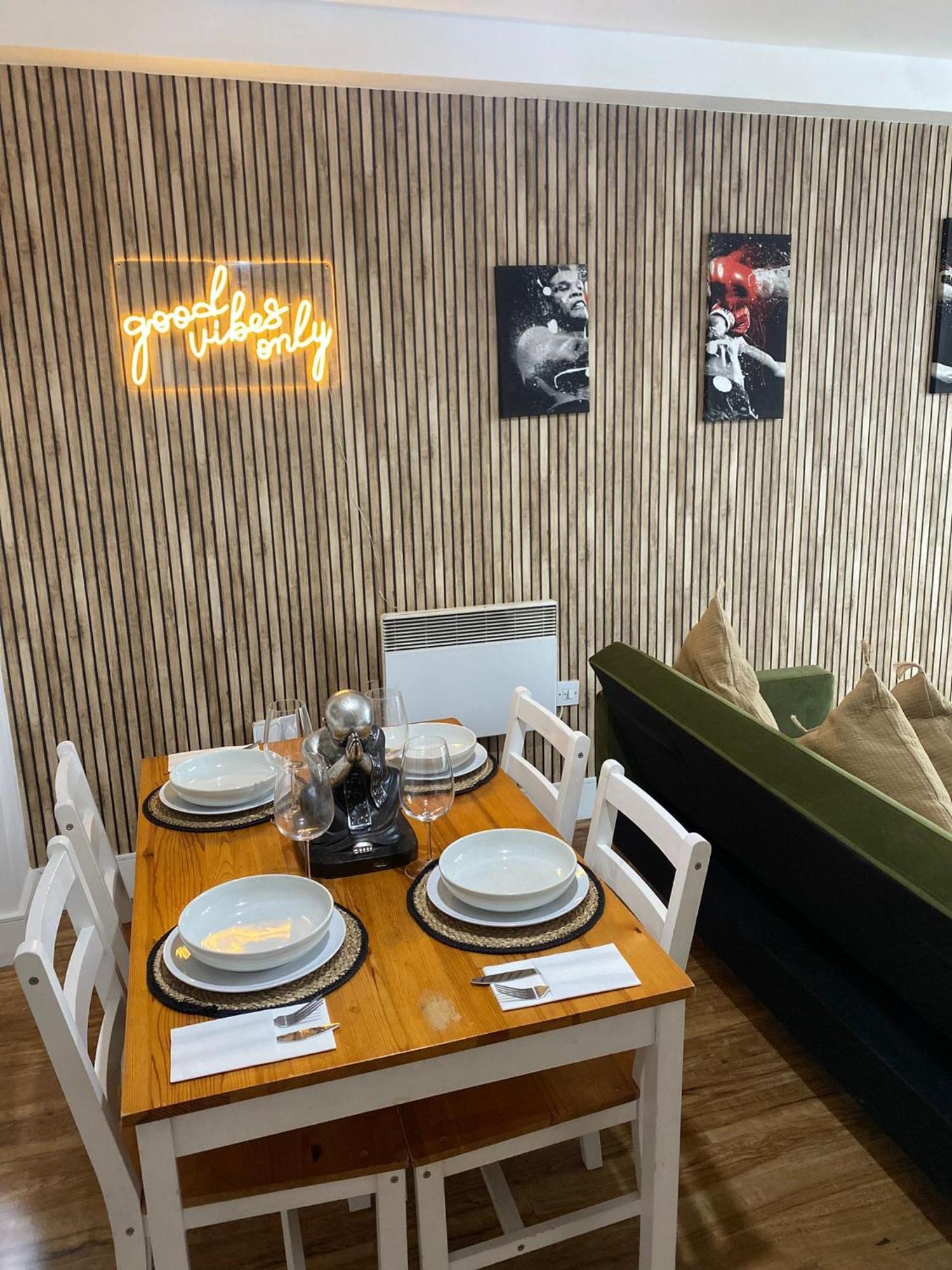 Pleasant Stay Apart Liverpool Esterno foto